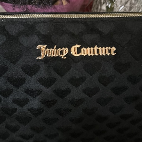 Juicy Couture Makeup bag! VELVET ✨💕✨ - Picture 2 of 4
